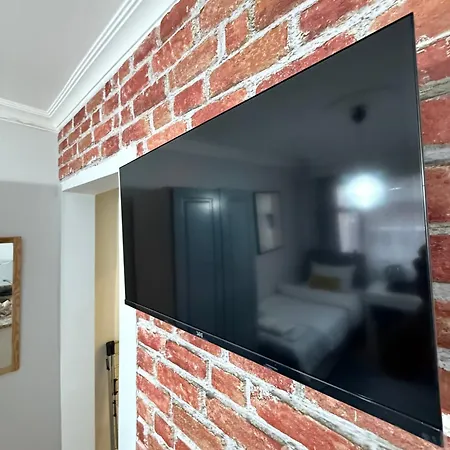 Lonca House Apartamento *