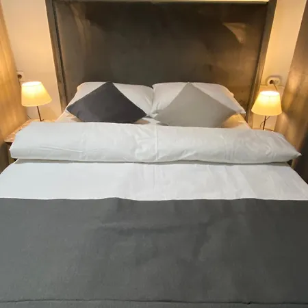 Lonca House Apartment *