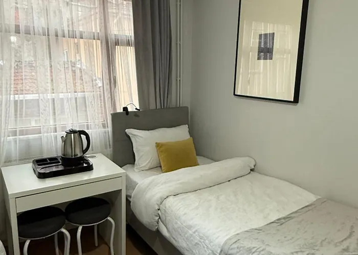 Lonca House Apartment *